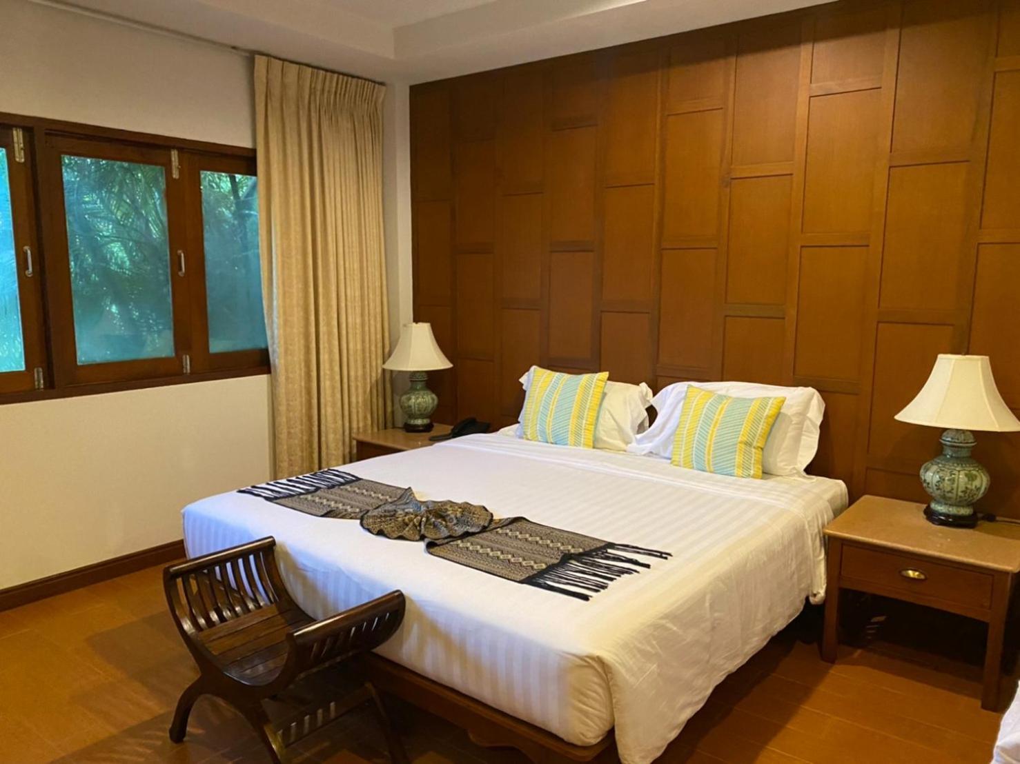 Sailom Resort Bangsaphan Bang Saphan Exterior photo